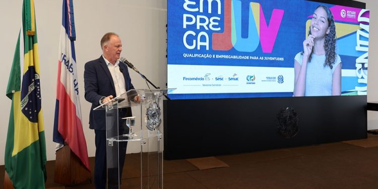 EmpregaJUV: Governo do Espírito Santo lança programa de capacitação profissional para juventude