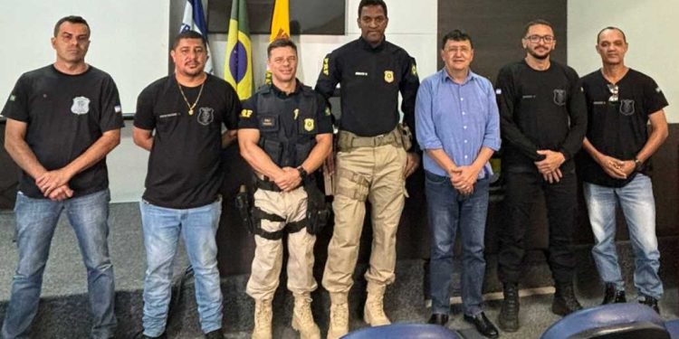 Itapemirim: Agentes de Segurança recebem palestra da PRF sobre Educação no Trânsito