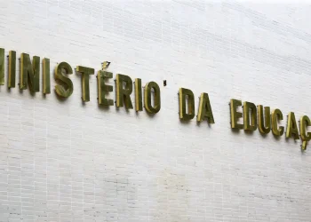 Educação: MEC ofertará 80 mil bolsas a estudantes de cursos de licenciatura