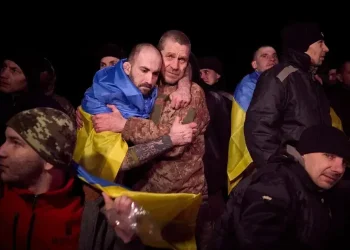 Conflito: Rússia e Ucrânia trocam 90 prisioneiros de guerra