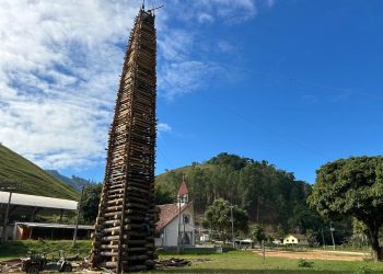 Rio Novo: Fogueira de São João, em Cachoeirinha, promete novo recorde de altura no sábado (22)