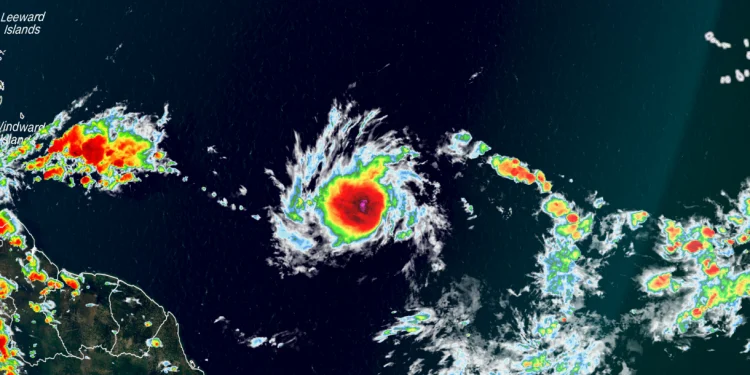 Caribe: Tempestade tropical Beryl ganha força e se torna primeiro furacão da temporada