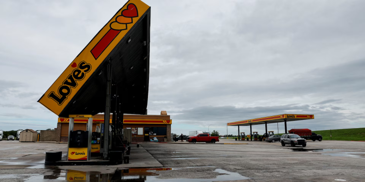 EUA: Furacão Beryl deixa 5 mortos no Texas e perde força