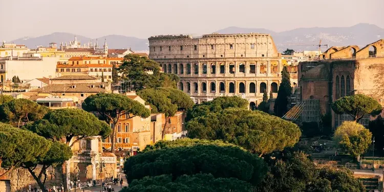 Itália envelhecida: Projeto quer facilitar ida de imigrantes para trabalhar no país