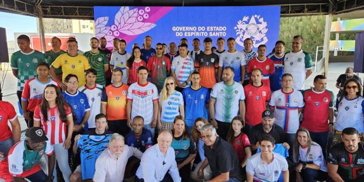 Espírito Santo: Governo entrega uniformes e materiais esportivos para a Copa Sesport