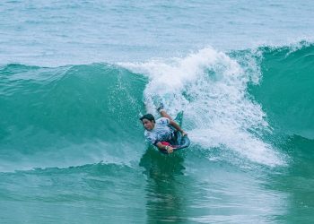 Guarapari: Segunda etapa do Circuito Estadual de Bodyboarding agita as ondas da Praia do Morro