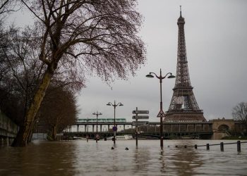 Paris 2024: Rio Sena ainda está muito poluído um mês antes dos Jogos Olímpicos