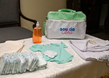 Vitória: Prefeitura lança programa Sou da Ilha e entrega kit maternidade para gestantes
