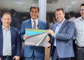 Espírito Santo: Vale entrega projeto básico da Ferrovia Kennedy ao Governo do Estado