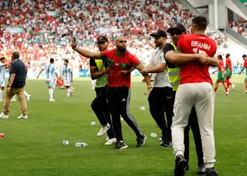 Paris 2024: Marrocos vence a Argentina em jogo de futebol tumultuado