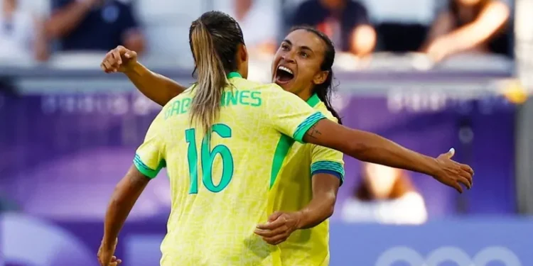 Paris 2024: Meninas do Brasil vence a Nigéria por 1 x 0 na estreia do futebol
