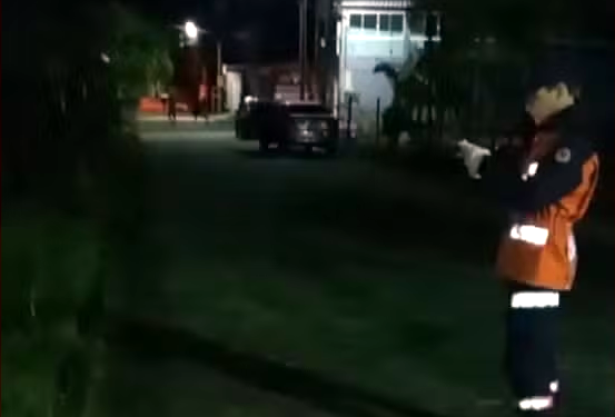 Anchieta: Vítima de acidente atira em bombeiro que prestava socorro