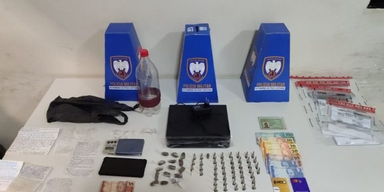 Anchieta: Operação conjunta da PC e PM resulta em prisões e apreensão de drogas e armas