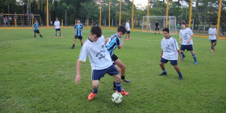 Anchieta: Copa de Futebol de Campo envolve 800 jovens atletas neste domingo (1°)