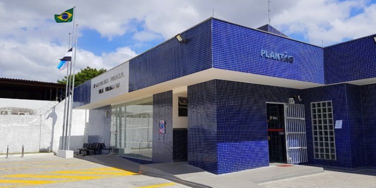 Vila Velha: Venezuelana é detida por tentativa de homicídio contra adolescente