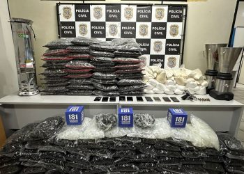 Guarapari: Denarc desarticula laboratório de cocaína e prende sete traficantes