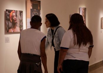 Espírito Santo: Exposição fotográfica “E Eu, Mulher Preta?” entra em itinerância