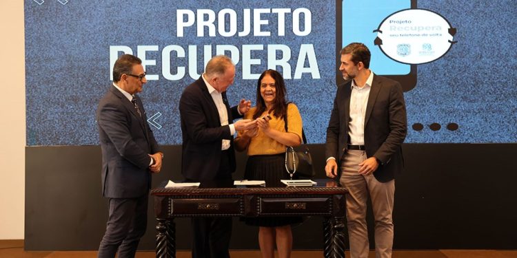 Espírito Santo: Governo do Estado inicia devolução de celulares recuperados pelo Projeto Recupera