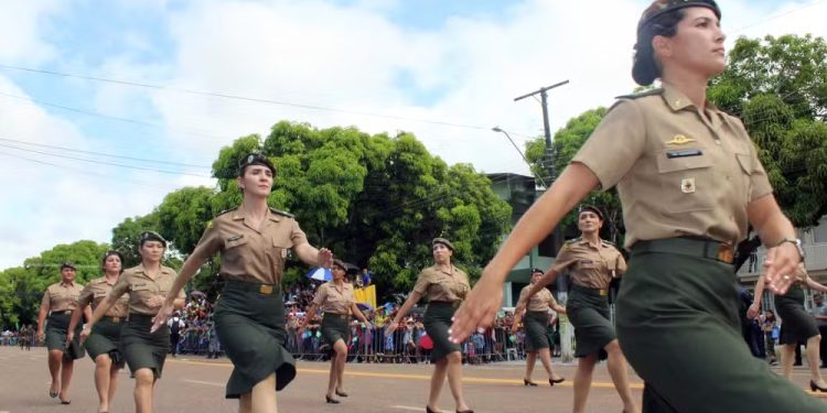 Brasil: Governo Federal decreta regras para o alistamento militar feminino
