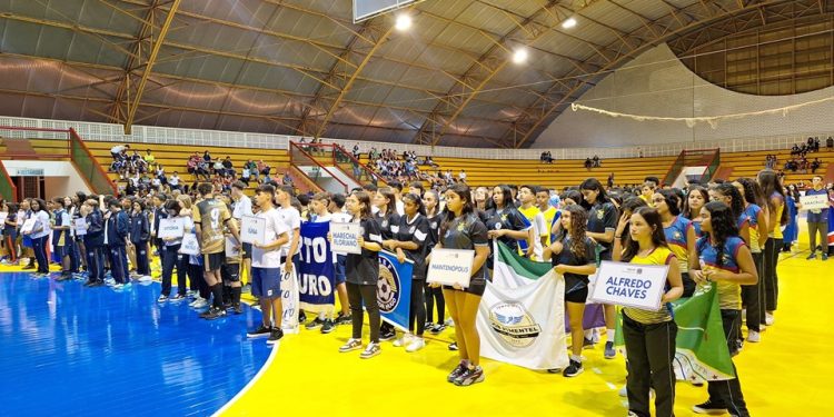 Guarapari: Cerimônia de abertura marca início da final estadual infantil dos Jogos Escolares