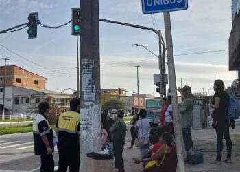 Guarapari: Fiscalização impede ônibus de circular e surpreende passageiros