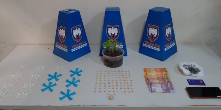 Guarapari: Polícia Militar do 10º Batalhão apreende drogas no município