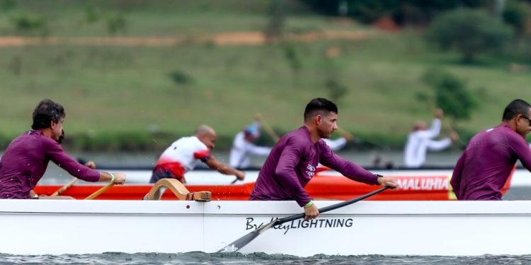 Havai: Major da PMES representará o Brasil no Mundial de Canoa Havaiana