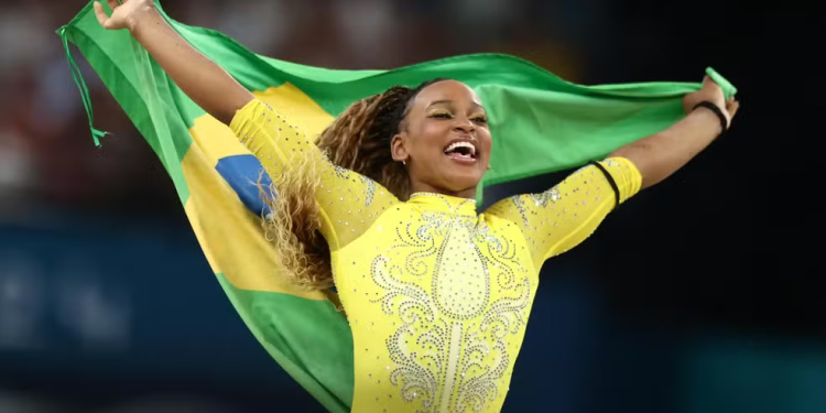 Paris 2024: Rebeca Andrade é a maior medalhista olímpica do Brasil entre as mulheres