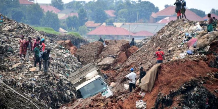 Uganda: Número de mortos em deslizamento de lixo sobe para 35