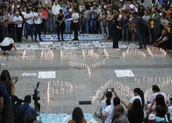 Denúncia: Venezuela cancela passaportes de jornalistas e ativistas