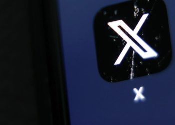 Disputa: X diz que vai descumprir ordem de Alexandre de Moraes