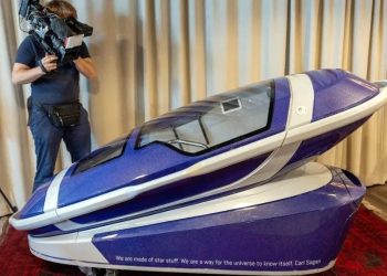 Suíça: Primeiro suicídio assistido em cápsula leva várias pessoas à prisão