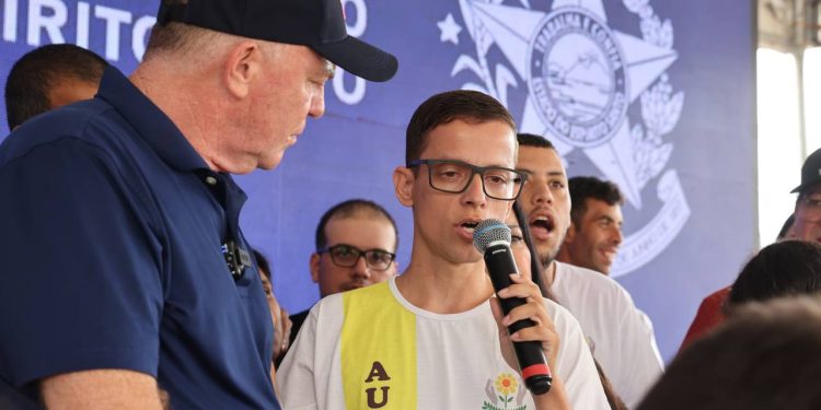 Marataízes: Governador visita obras e anuncia novos investimentos na cidade