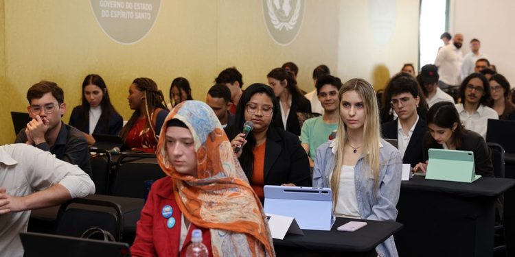 Espírito Santo: Jovens capixabas simulam acordo da ONU para questões climáticas