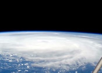 EUA: Furacão Helene atinge a Flórida como uma das maiores tempestades a atingir o país