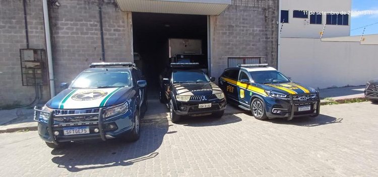 Polícia Federal: Operação prende três pessoas por contrabando no ES