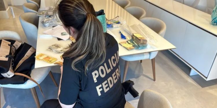Brasil: PF prende servidores do INSS e hacker que vendiam dados de usuários