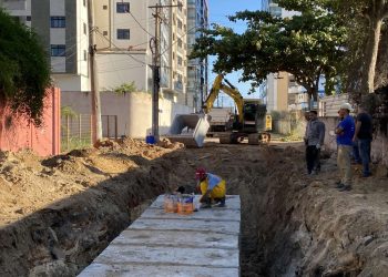 Guarapari: Obras de macrodrenagem da Praia do Morro devem ser concluídas até outubro