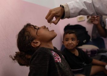 Gaza: Campanha contra pólio supera meta da OMS ao registrar 160 vacinados em dois dias