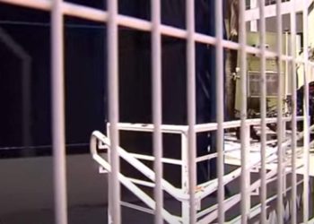 Guarapari: Estudante é agredido por outros alunos na saída da escola