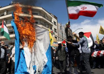 Oriente Médio: Irã promete usar “todas as ferramentas” para responder a ataque israelense