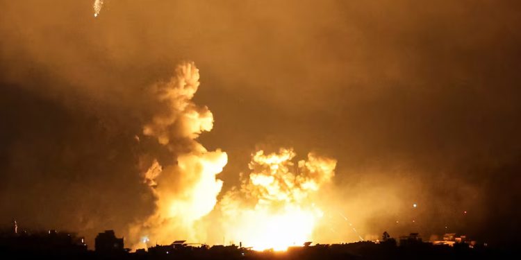 Oriente Médio: Ataque israelense fecha estrada usada para fugir do Líbano