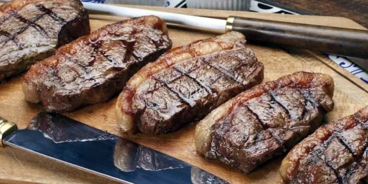 Economia: Queimadas deixaram picanha 43,5% mais cara e café sobe 14%