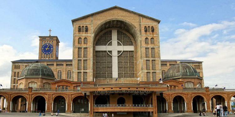 Turismo: Dicas para visitar o Santuário Nacional de Nossa Senhora Aparecida