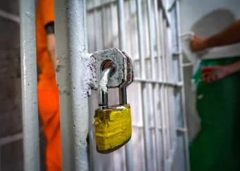 Justiça: Déficit de vagas no sistema carcerário do Brasil passa de 174 mil