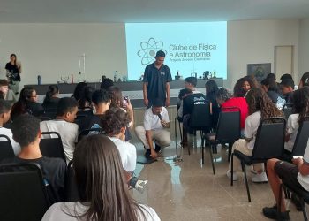 Guarapari: Escola da rede municipal realiza show de Física para estudantes