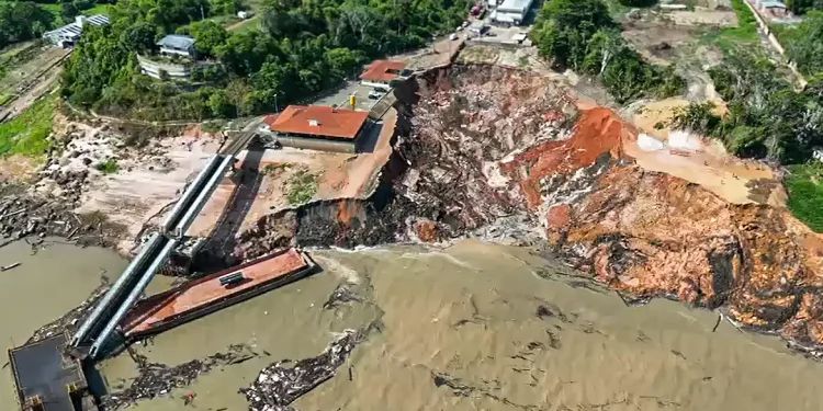 Amazonas: Porto em Manacapuru desaba durante obras