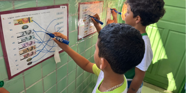 Cariacica: Escola transforma paredes em ferramentas de aprendizagem para alunos