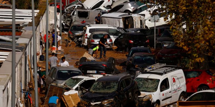 Espanha: País enfrenta as consequências da inundação mais mortal de todos os tempos