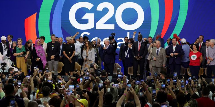 ‘Fuck you’: Primeira-dama do Brasil insulta Elon Musk em evento social do G20